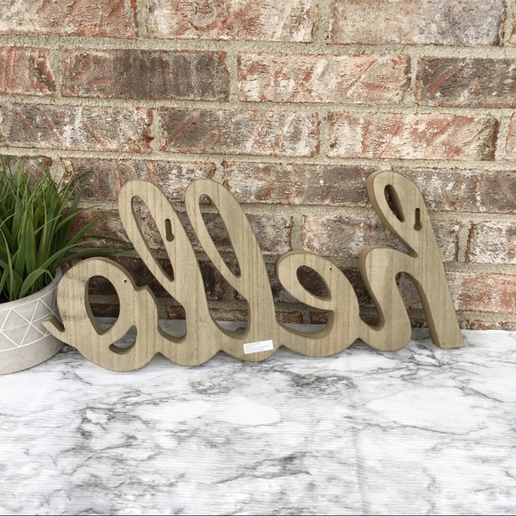 Wooden Script ‘Hello’ Decor - Picture 6 of 6
